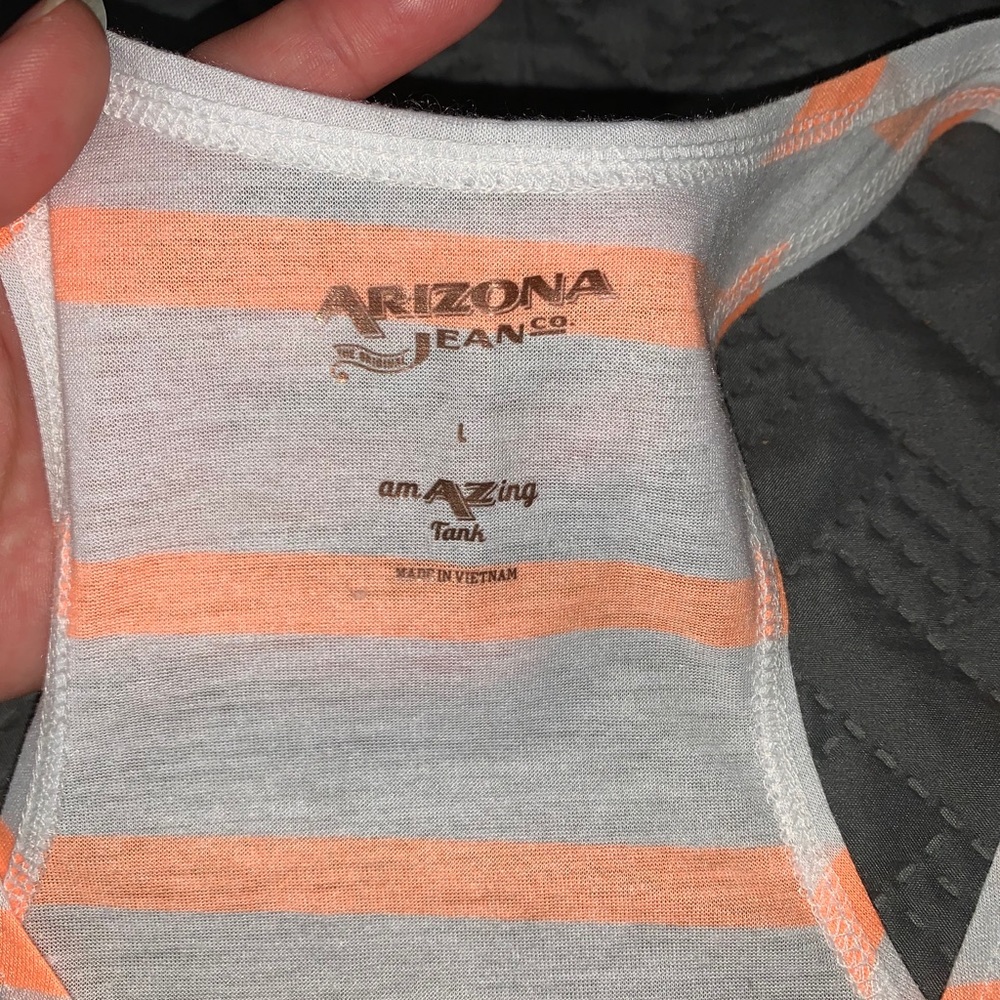 Tank top - Picture 3 of 6